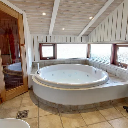 Alim - 300m From The Sea By Interhome 別荘