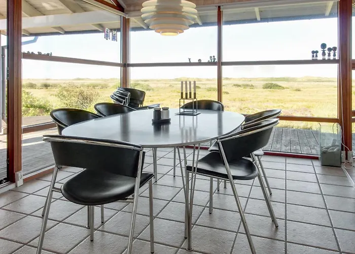 Alim - 300m From The Sea By Interhome *