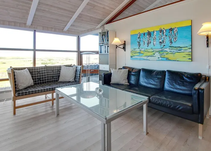 Alim - 300m From The Sea By Interhome Lakolk